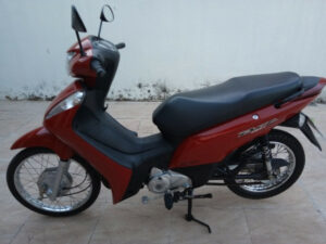 Vendo uma Honda biz